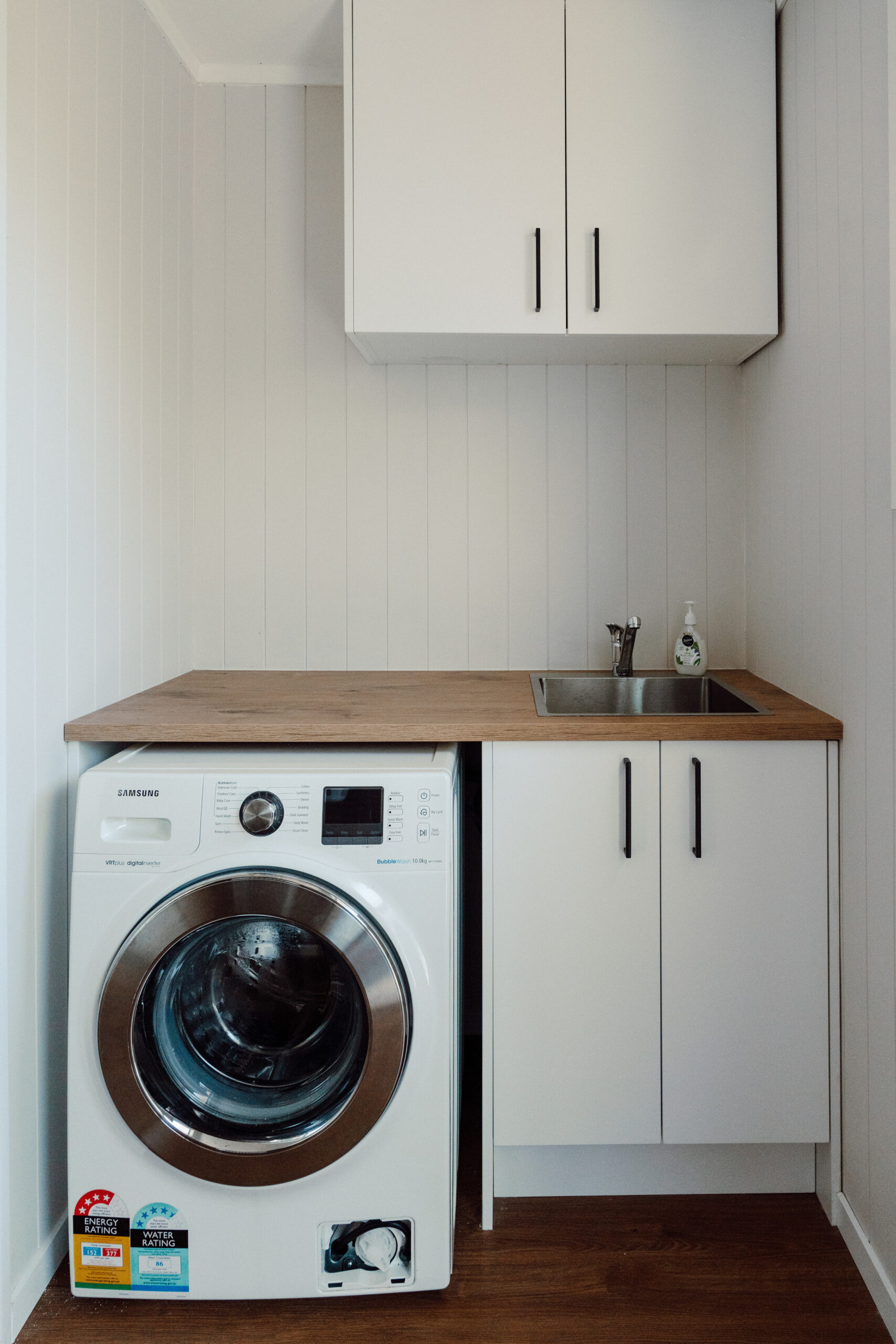 Leander Street bathroom renovation